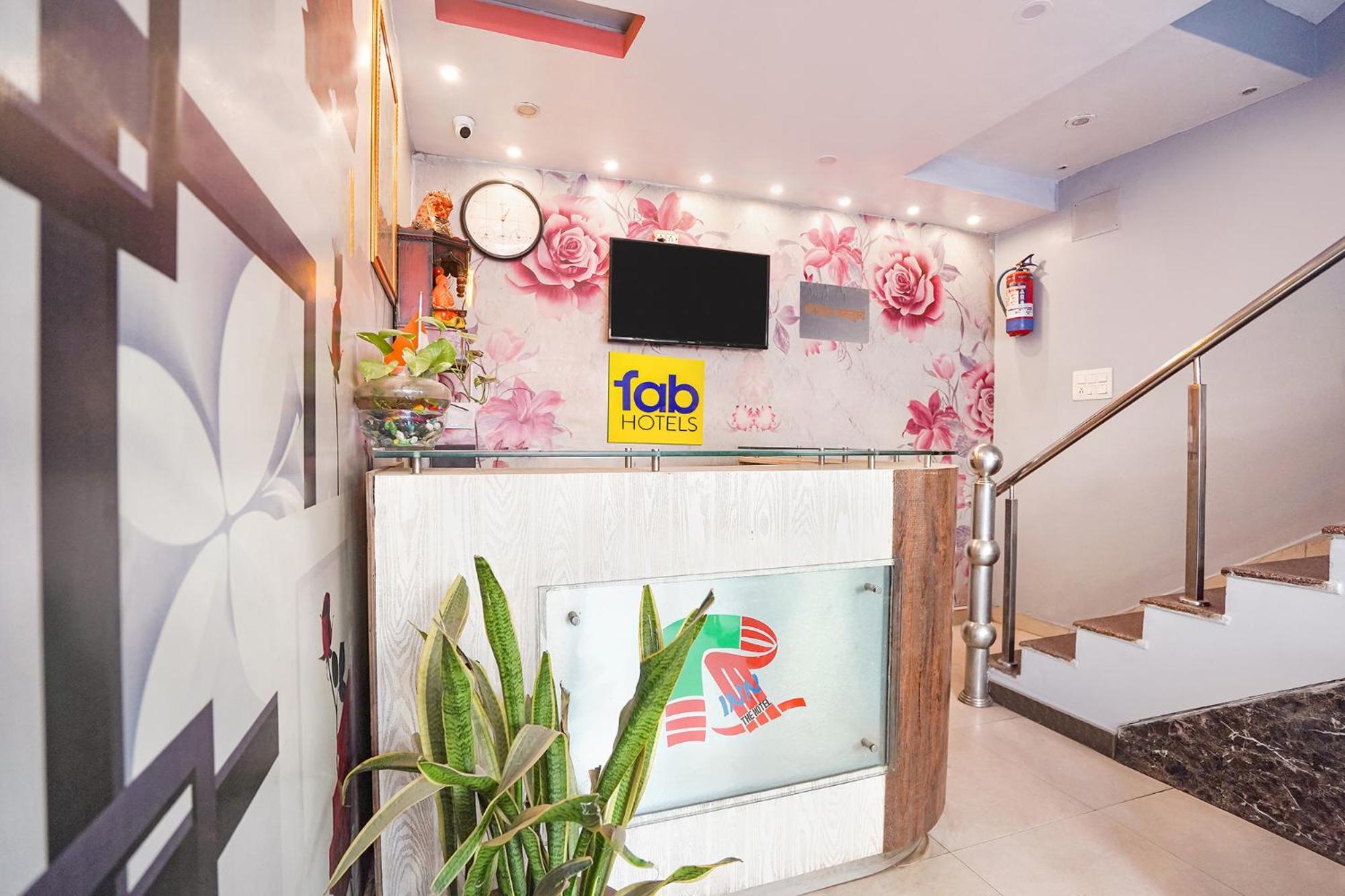 Fabexpress R Inn - Nr Prayagraj Railway Station Muthiganj Exteriér fotografie